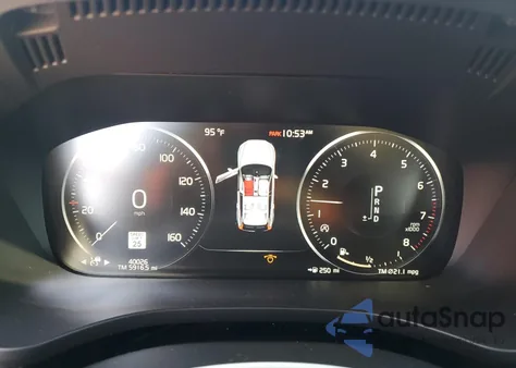 2018 Volvo Xc60 T5 Momentum from USA, damaged, VIN YV4102RK2J1062707